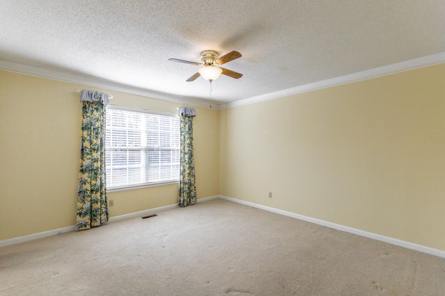 3801 Woodcrest Circle NW, Cleveland, TN 37312