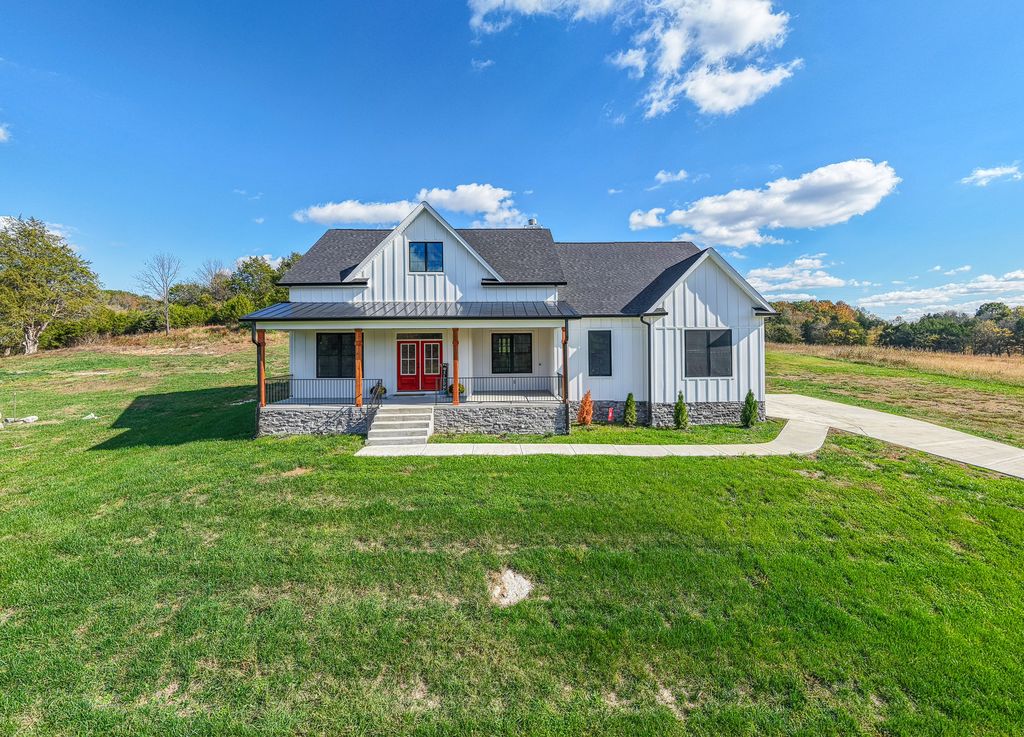 8301 Hartsville Pike, SE, Lebanon, TN 37087