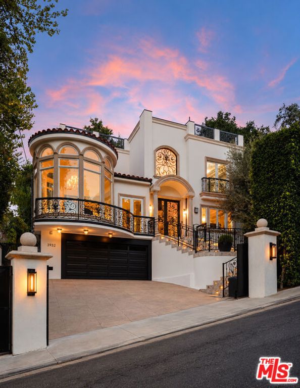 3932 Blue Canyon Drive, Studio City, CA 91604 — photo 2