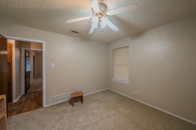 500 Emerson Drive, Euless, TX 76039