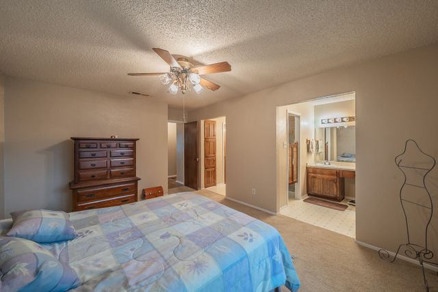 500 Emerson Drive, Euless, TX 76039