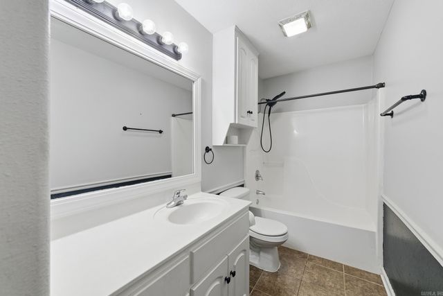 40 Ryleigh Circle, Cabot, AR 72023