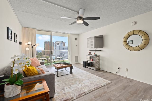 400 Hobron Lane 2211, Honolulu, HI 96815