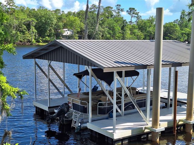 8213 RIVERVIEW ROAD, Fanning Springs, FL 32693