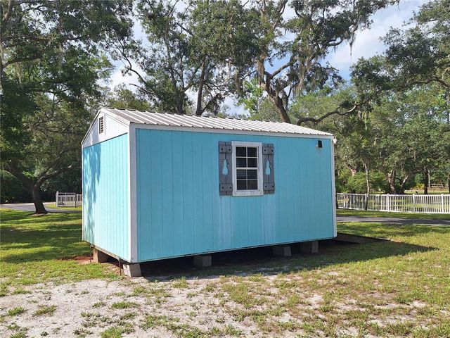 8213 RIVERVIEW ROAD, Fanning Springs, FL 32693