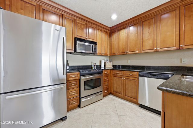1478 RIVERPLACE Boulevard 1107, Jacksonville, FL 32207