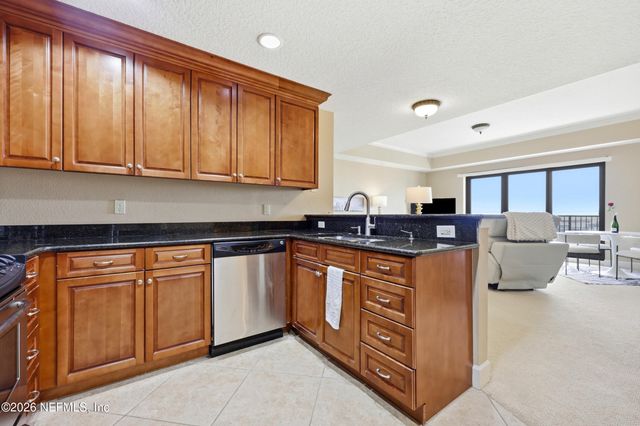 1478 RIVERPLACE Boulevard 1107, Jacksonville, FL 32207