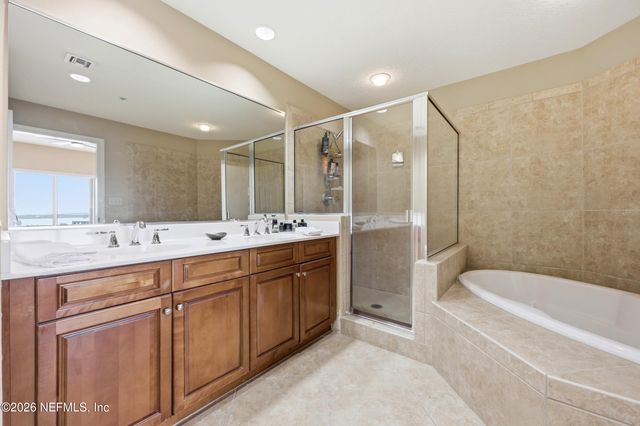 1478 RIVERPLACE Boulevard 1107, Jacksonville, FL 32207