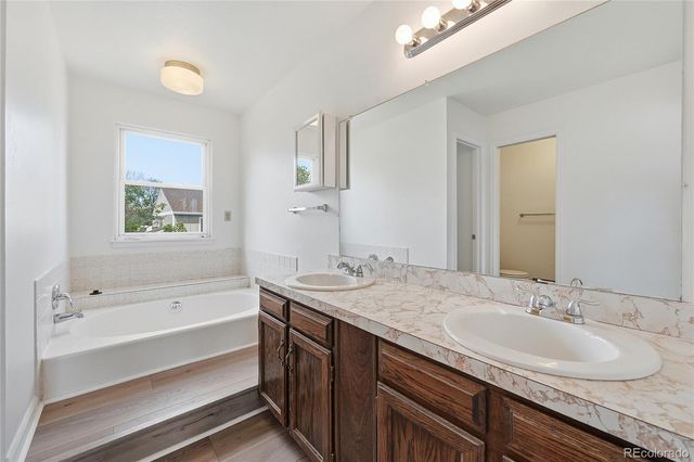 479 S Kingston Circle, Aurora, CO 80012