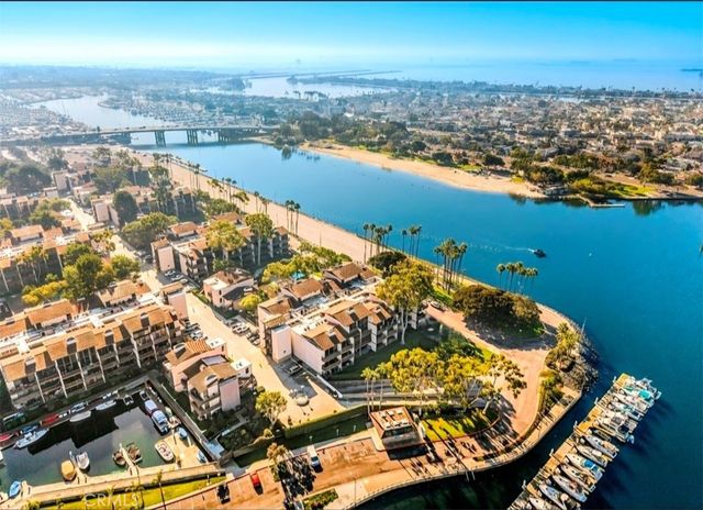 6231 Marina Pacifica Drive N, Long Beach, CA 90803