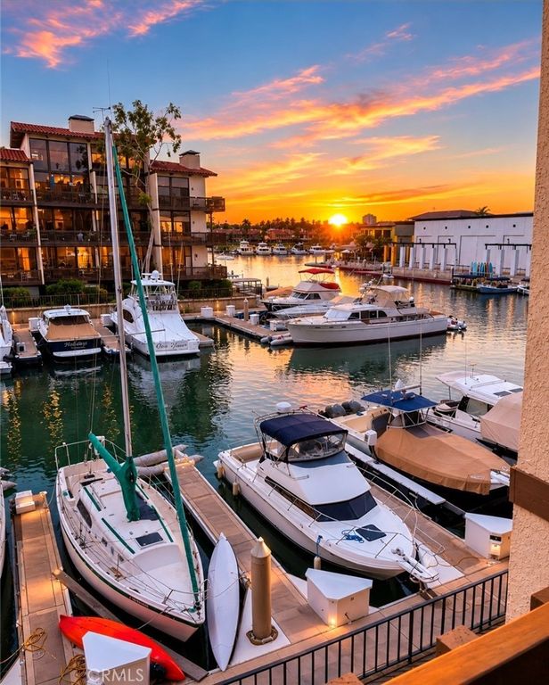6231 Marina Pacifica Drive N, Long Beach, CA 90803
