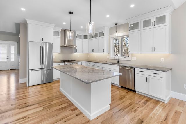 17 Little River Road Unit 5, Exeter, NH 03833