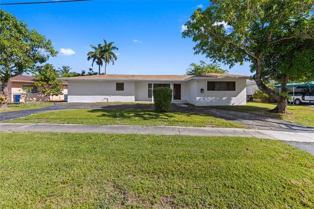 317 N 31st Ave, Hollywood, FL 33021