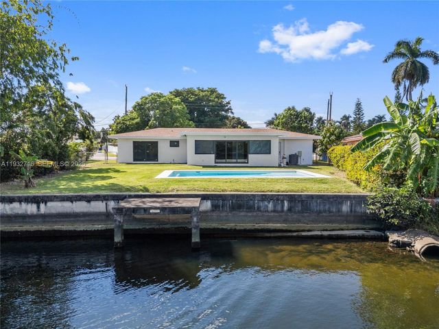 317 N 31st Ave, Hollywood, FL 33021