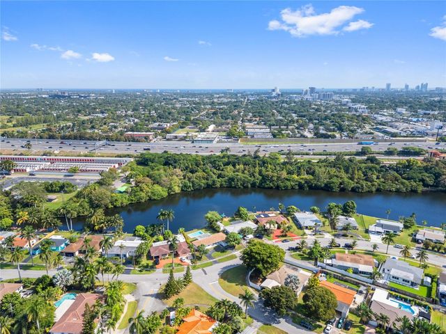 317 N 31st Ave, Hollywood, FL 33021