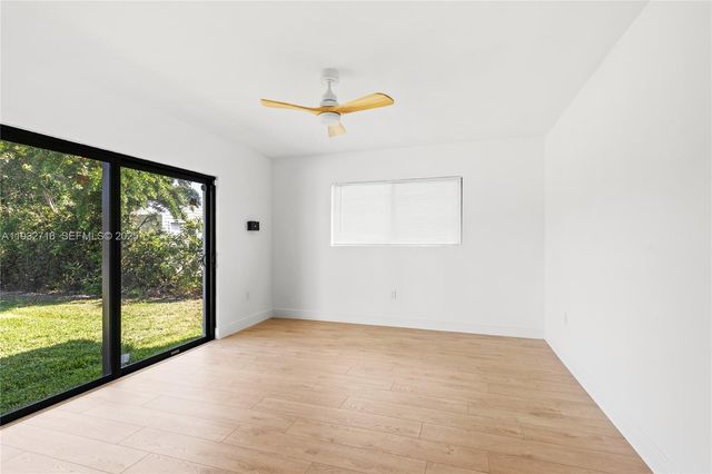 317 N 31st Ave, Hollywood, FL 33021