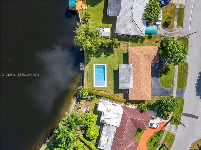 317 N 31st Ave, Hollywood, FL 33021