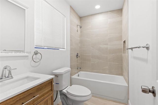 317 N 31st Ave, Hollywood, FL 33021