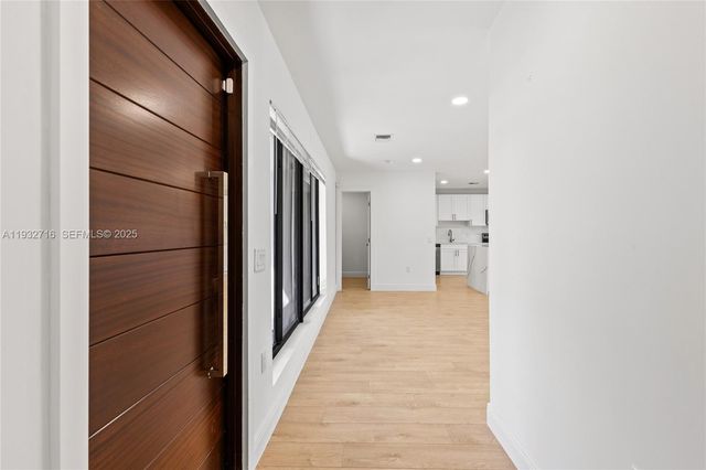 317 N 31st Ave, Hollywood, FL 33021