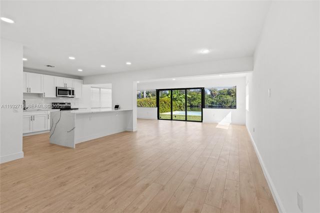 317 N 31st Ave, Hollywood, FL 33021