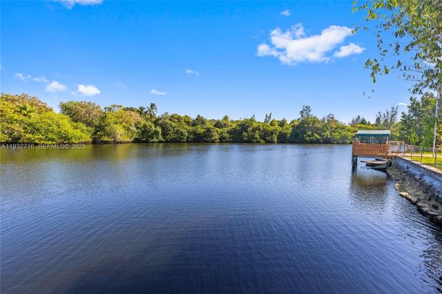 317 N 31st Ave, Hollywood, FL 33021