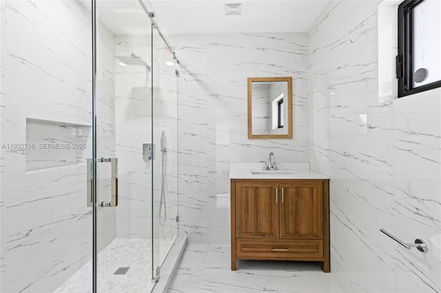 317 N 31st Ave, Hollywood, FL 33021