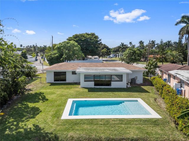 317 N 31st Ave, Hollywood, FL 33021