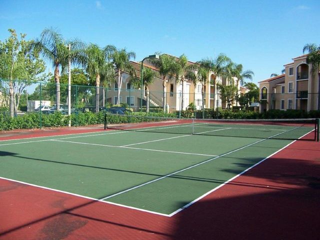 1727 Village Boulevard 307, West Palm Beach, FL 33409