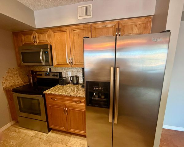 1727 Village Boulevard 307, West Palm Beach, FL 33409