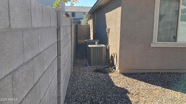 16860 W Buckhorn Trail, Surprise, AZ 85387