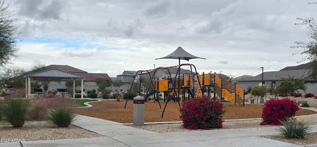 16860 W Buckhorn Trail, Surprise, AZ 85387