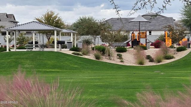 16860 W Buckhorn Trail, Surprise, AZ 85387