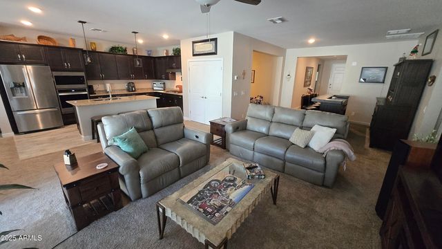 16860 W Buckhorn Trail, Surprise, AZ 85387