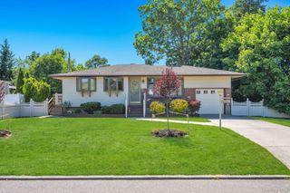 256 W 4th Street, Deer Park, NY 11729