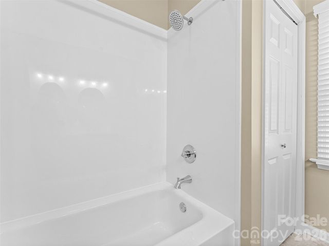66 Hyde Avenue, Tryon, NC 28782