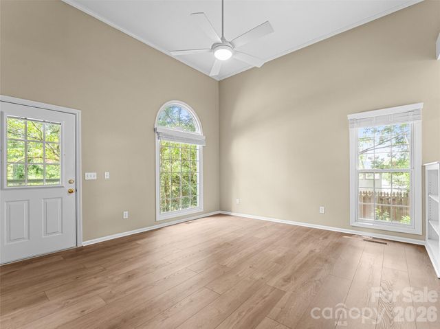 66 Hyde Avenue, Tryon, NC 28782