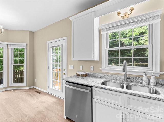 66 Hyde Avenue, Tryon, NC 28782