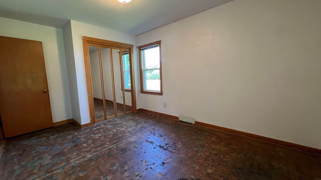 306 S Locust Avenue, New Hampton, IA 50659