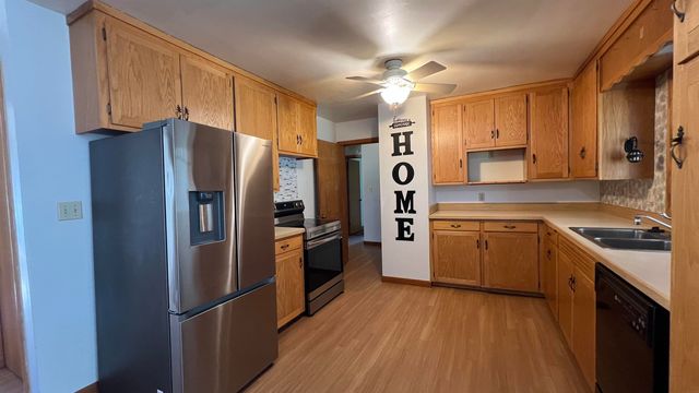 306 S Locust Avenue, New Hampton, IA 50659