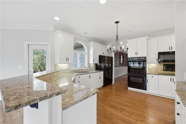 3176 Deepwater Drive, Gainesville, GA 30506