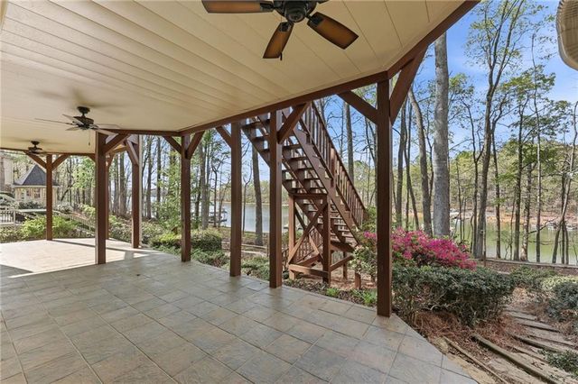 3176 Deepwater Drive, Gainesville, GA 30506