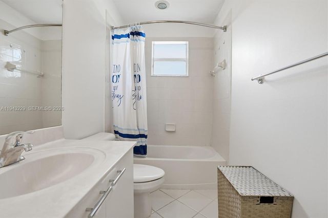 16367 SW 48th St, Miramar, FL 33027