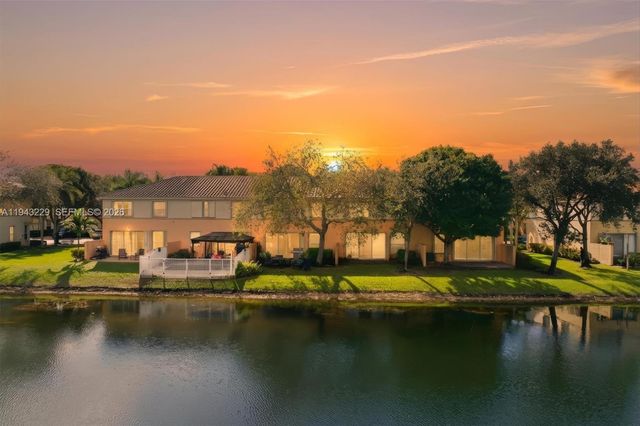 16367 SW 48th St, Miramar, FL 33027