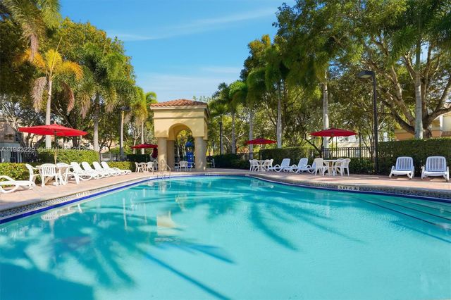 16367 SW 48th St, Miramar, FL 33027