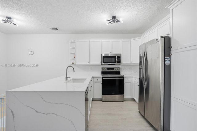 16367 SW 48th St, Miramar, FL 33027