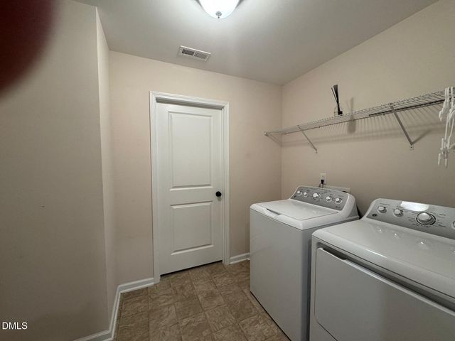 828 Bristol Bridge Drive, Cary, NC 27519