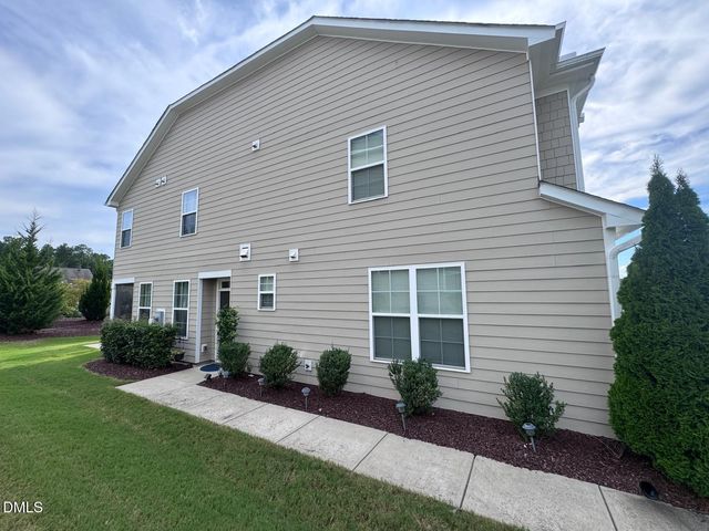 828 Bristol Bridge Drive, Cary, NC 27519
