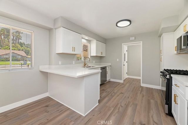 2111 Elsinore Road, Riverside, CA 92506