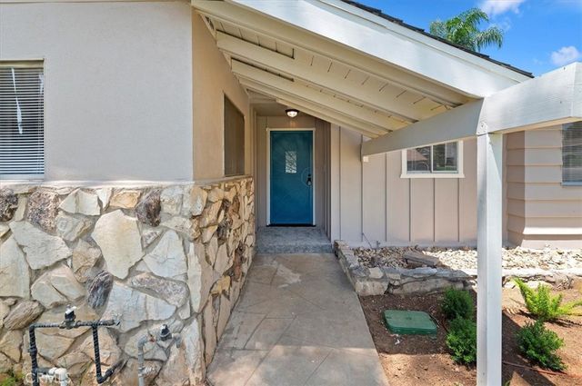 2111 Elsinore Road, Riverside, CA 92506