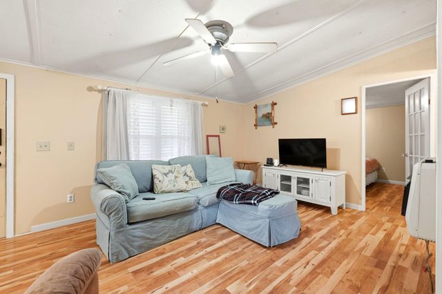 5858 Hwy 9, Nichols, SC 29581